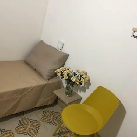 Al Civico 9 טראפאני